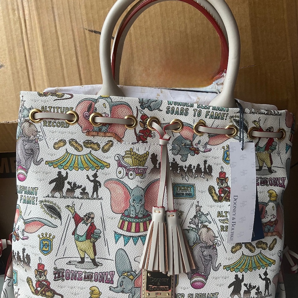 Doooney and Bourke  DUMBO  TOTE  RETIRED  ,RARE